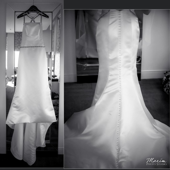 Henry Roth wedding dress - Picture 6 of 12